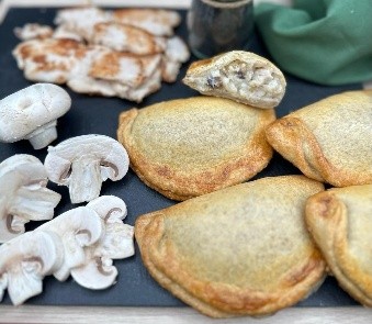 Empanada Pollo Champiñones 120g 40U
